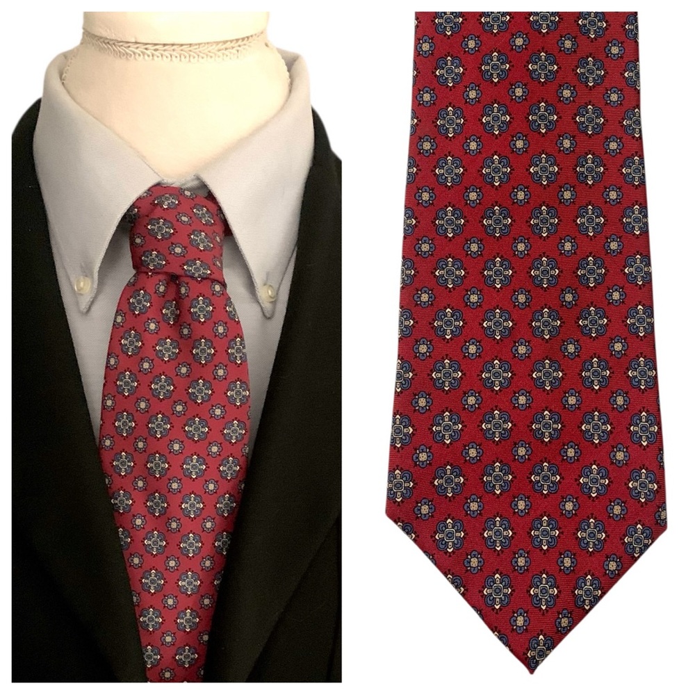 Lord & Taylor Kensington Collection Red/Navy Geometric Pattern Silk Tie 59” Long